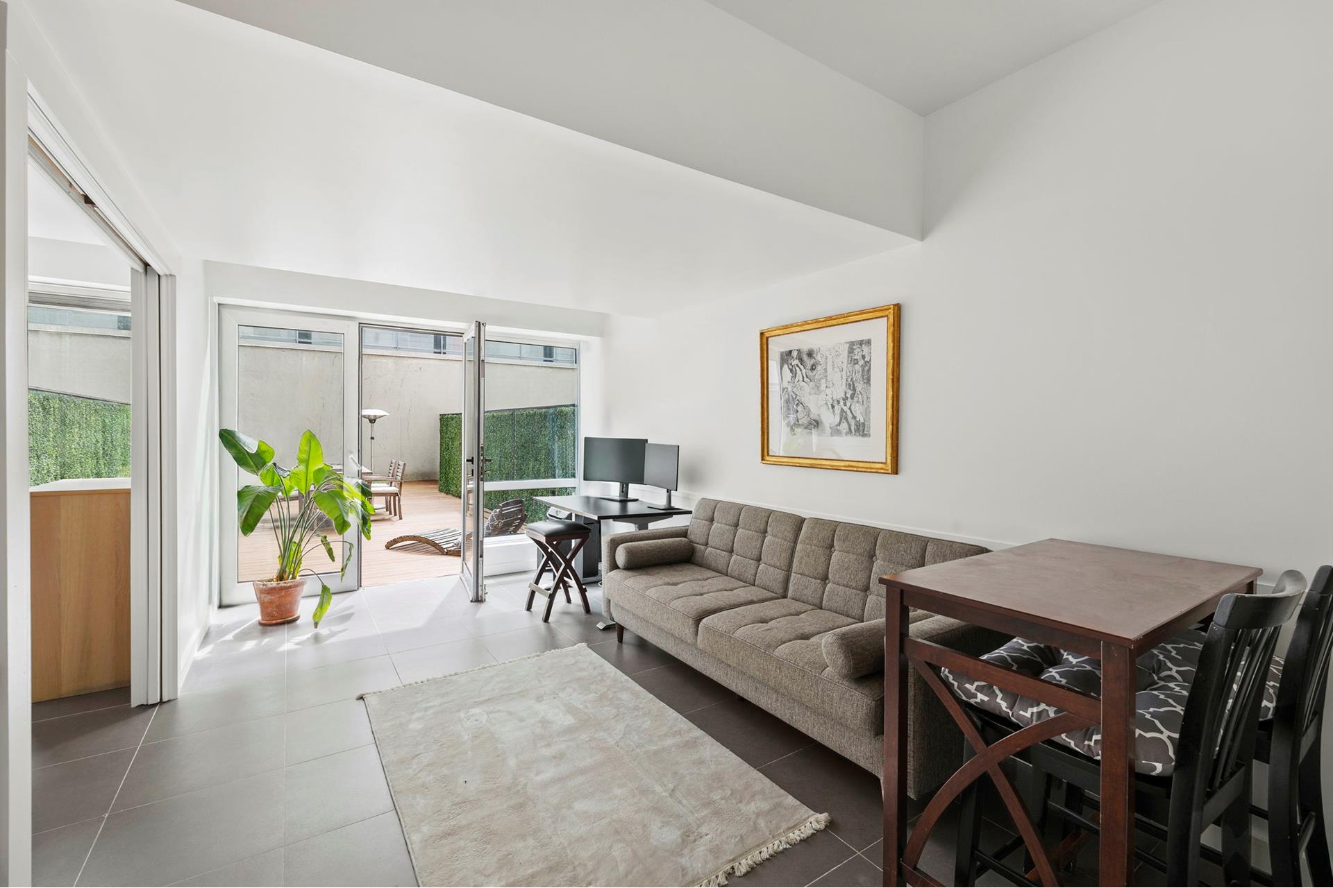 #8 photo, 214 N 11TH Street, ブルックリン区 Williamsburg,North , NY 11211