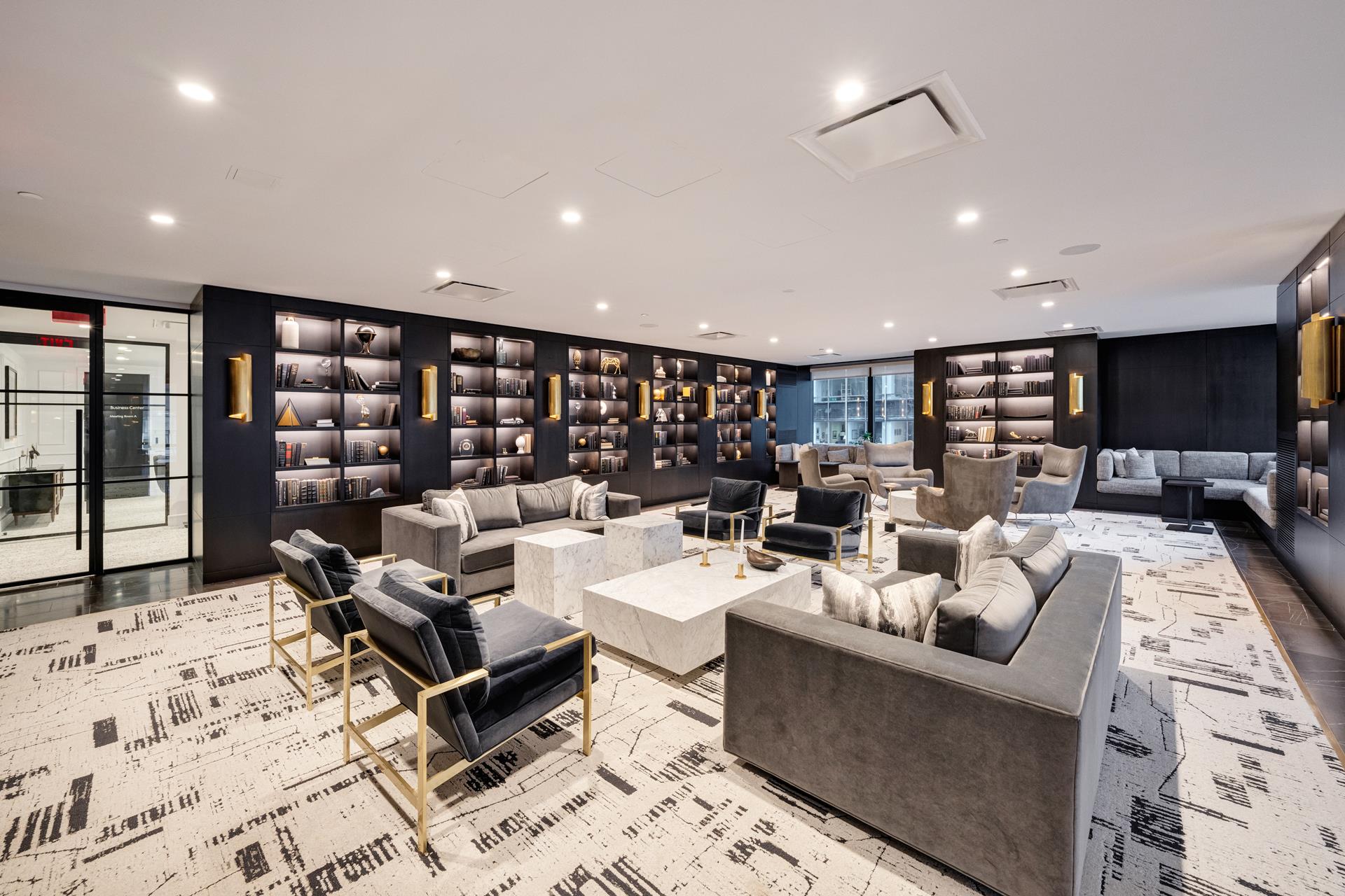 #10 photo, 721 5TH Avenue, マンハッタン Midtown East , NY 10022