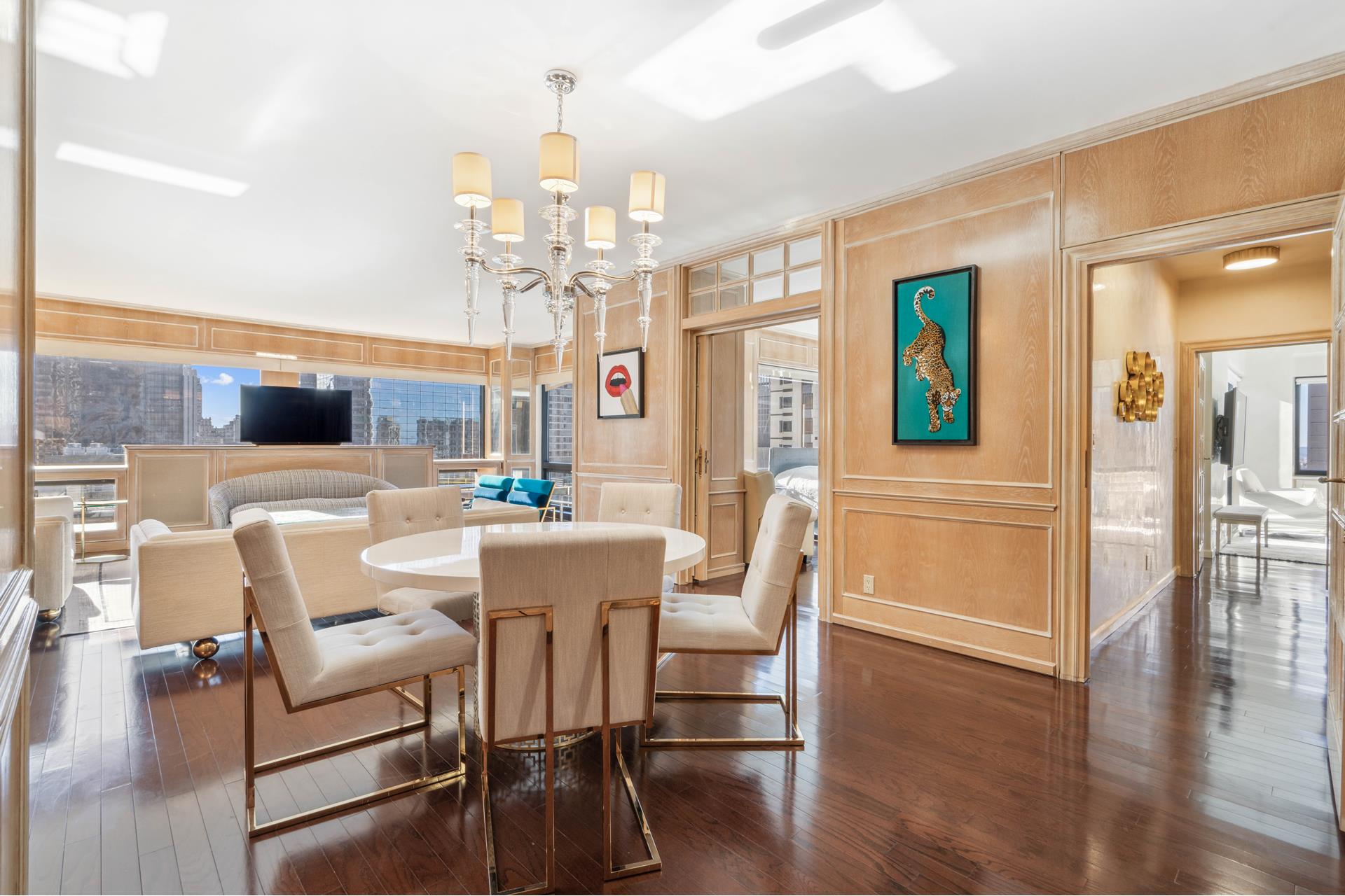 #4 photo, 721 5TH Avenue, マンハッタン Midtown East , NY 10022