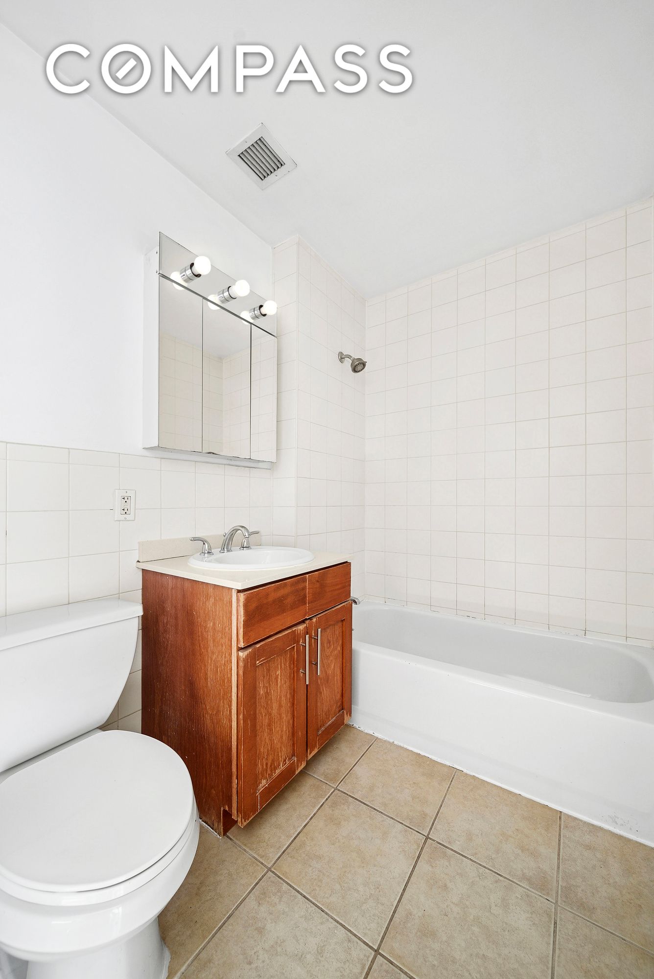 #8 photo, 352 W 110th Street, マンハッタン Upper West Side , NY 10025