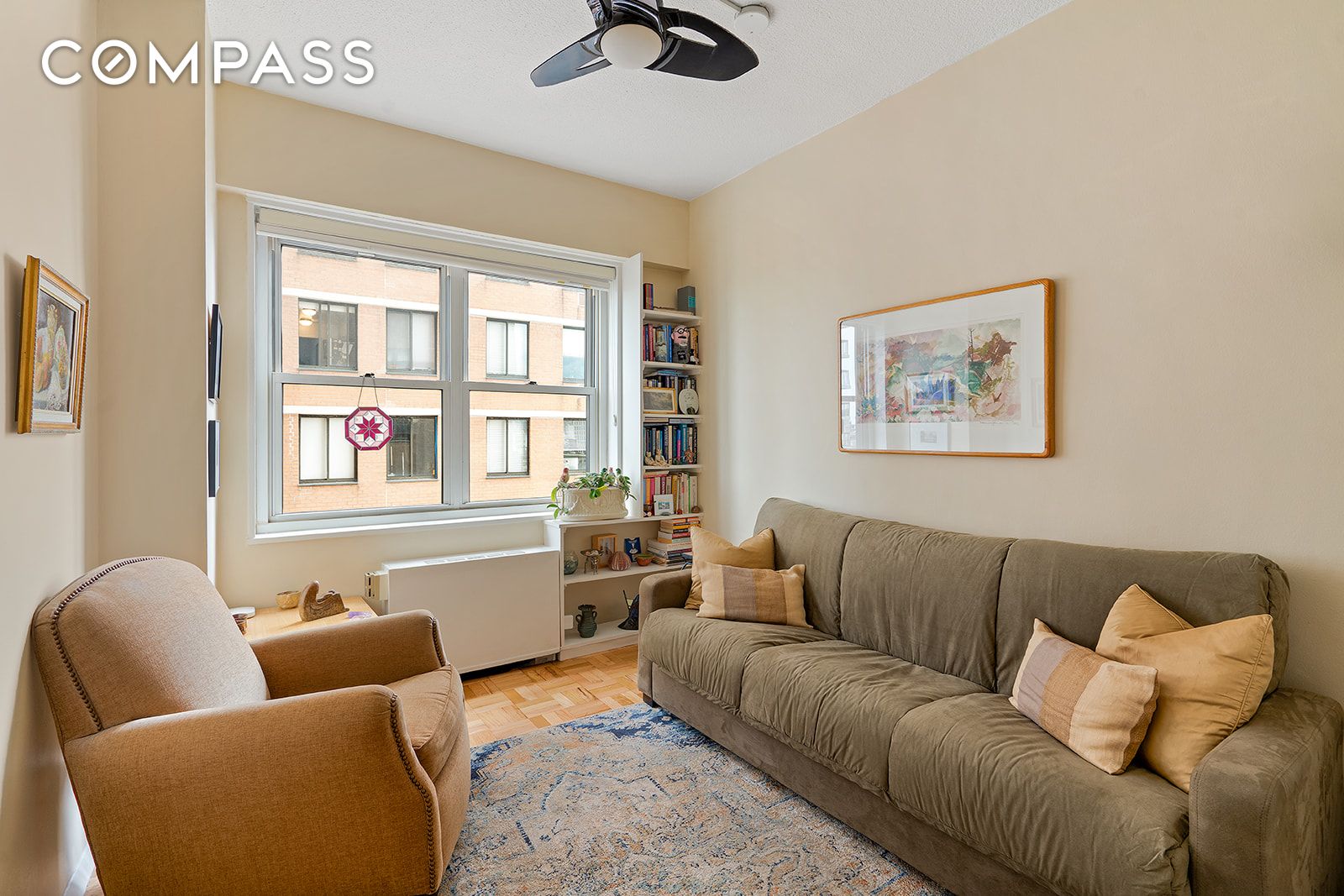 #9 photo, 60 E 8th Street, マンハッタン Greenwich Village , NY 10003