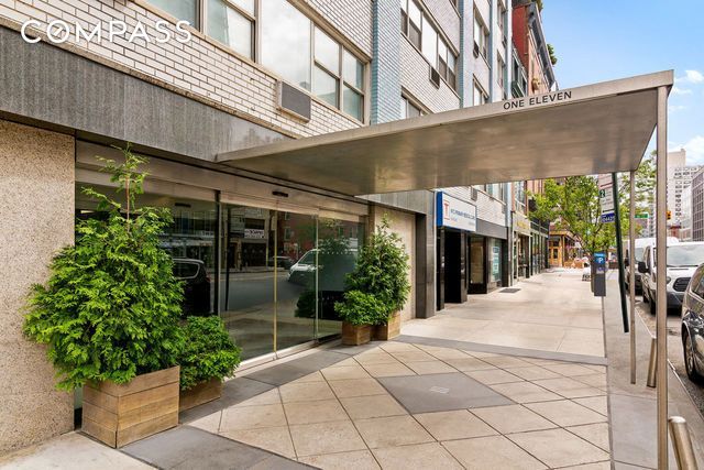 #11 photo, 111 3rd Avenue, マンハッタン East Village , NY 10003
