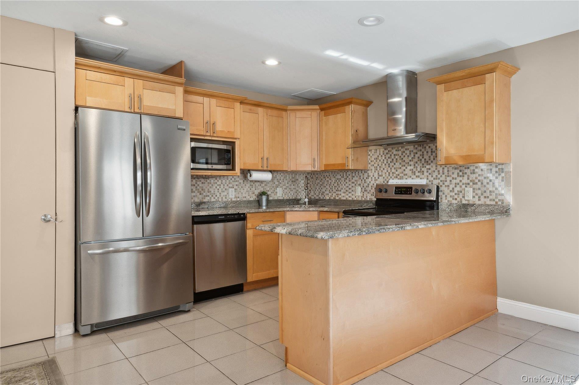 #10 photo, 425 Shore Rd, ナッソー郡 Long Beach , NY 11561