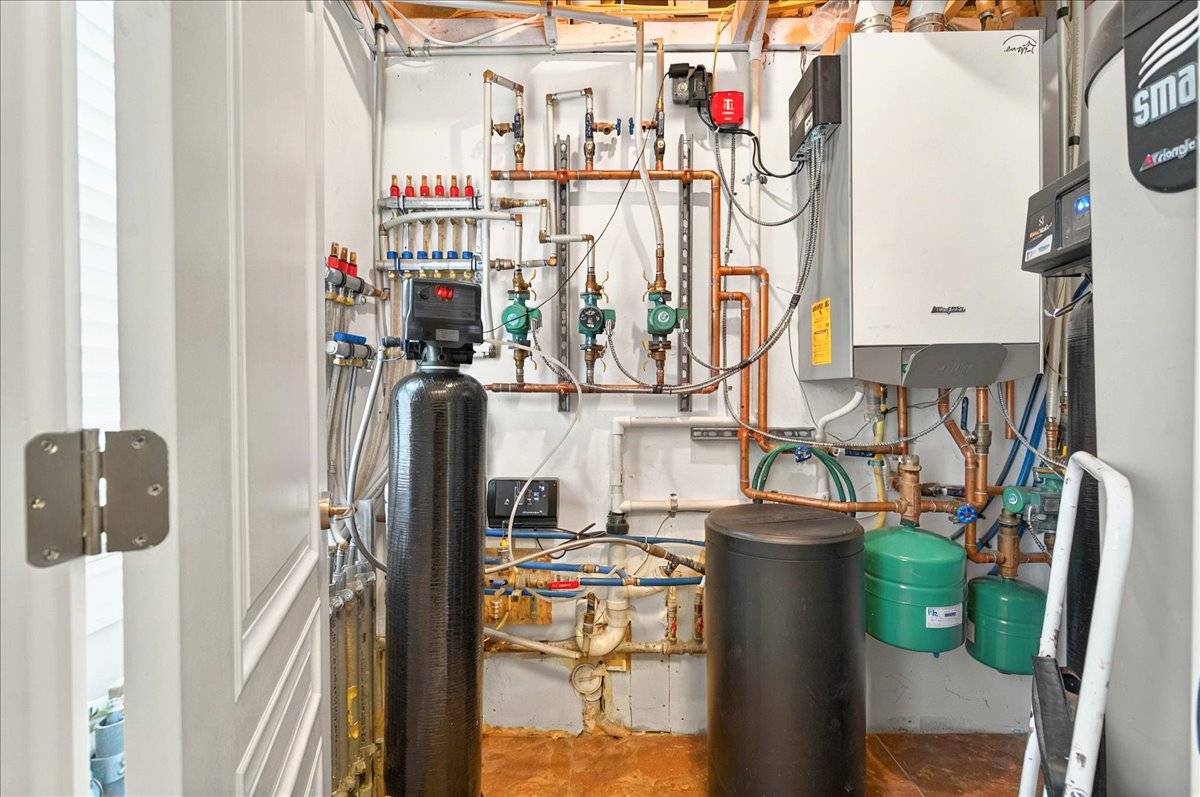 #39 photo, 2085 Weast Road, Pattersonville , NY 12137