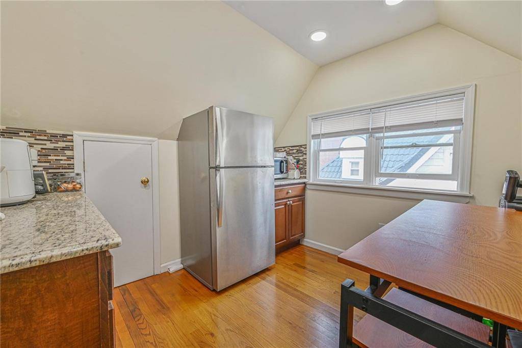 #12 photo, 272 77th St, ブルックリン区 Bay Ridge , NY 11209