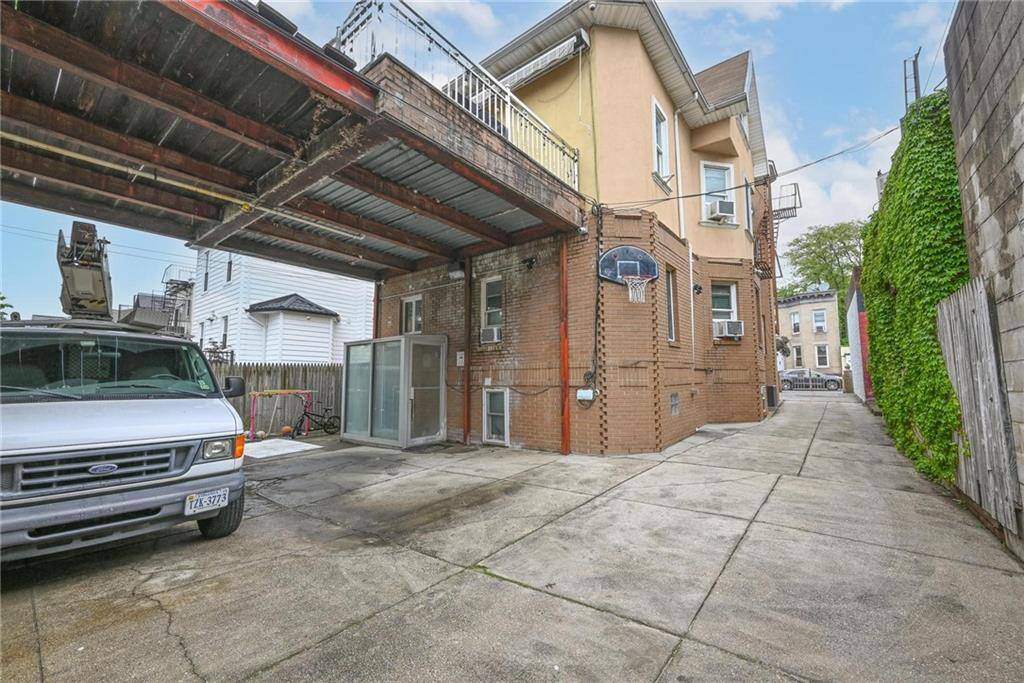 #31 photo, 272 77th St, ブルックリン区 Bay Ridge , NY 11209