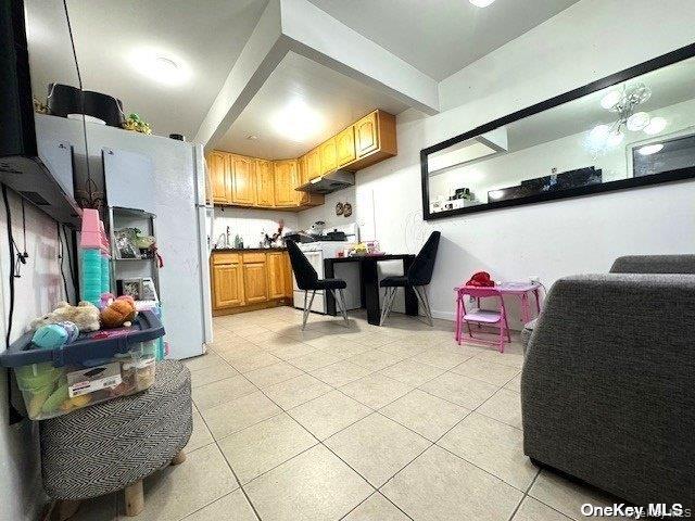 #13 photo, 94-68 45 Avenue, クイーンズ区 Elmhurst , NY 11373