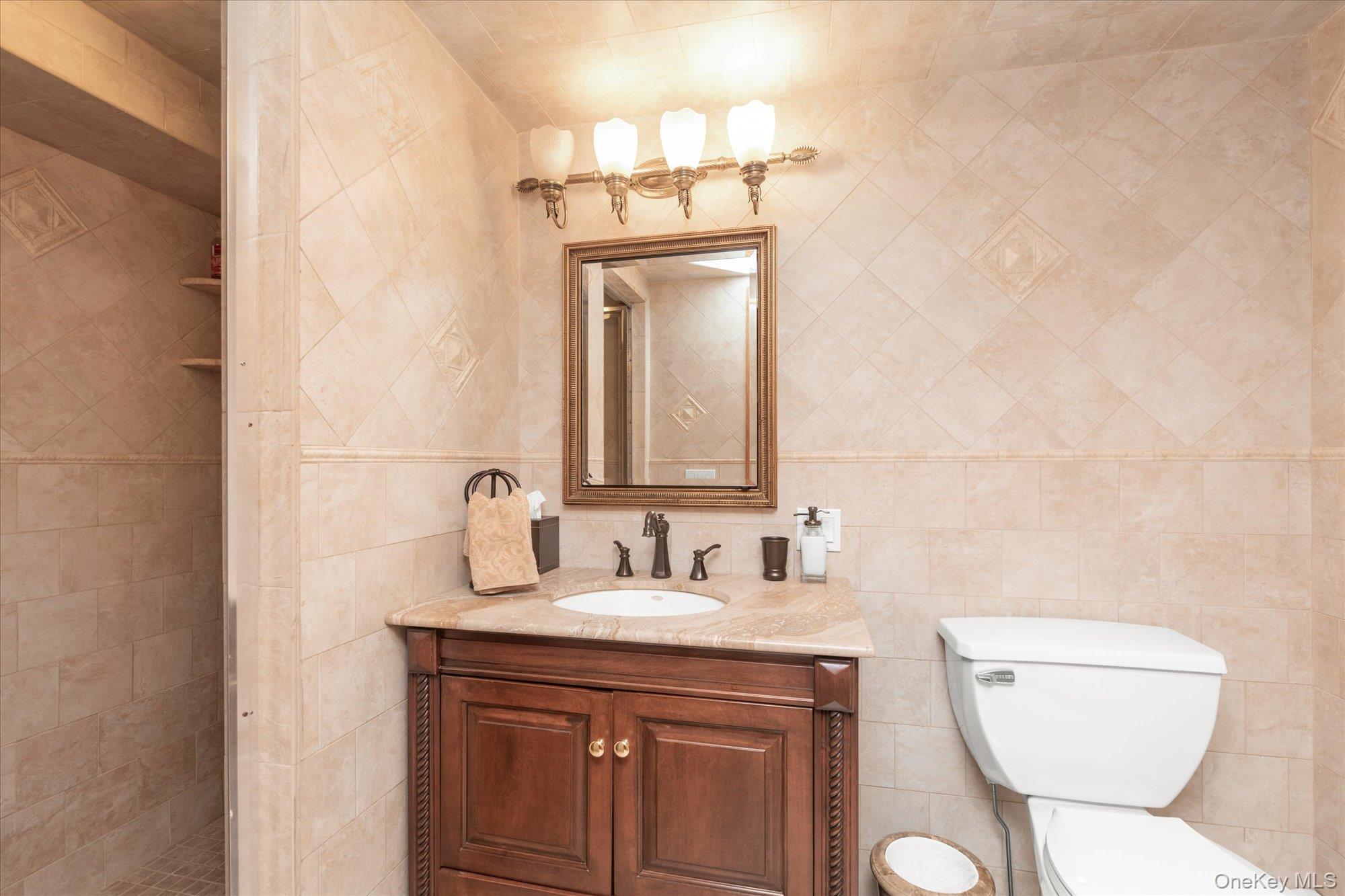 #19 photo, 4 Point Crescent, クイーンズ区 Malba , NY 11357