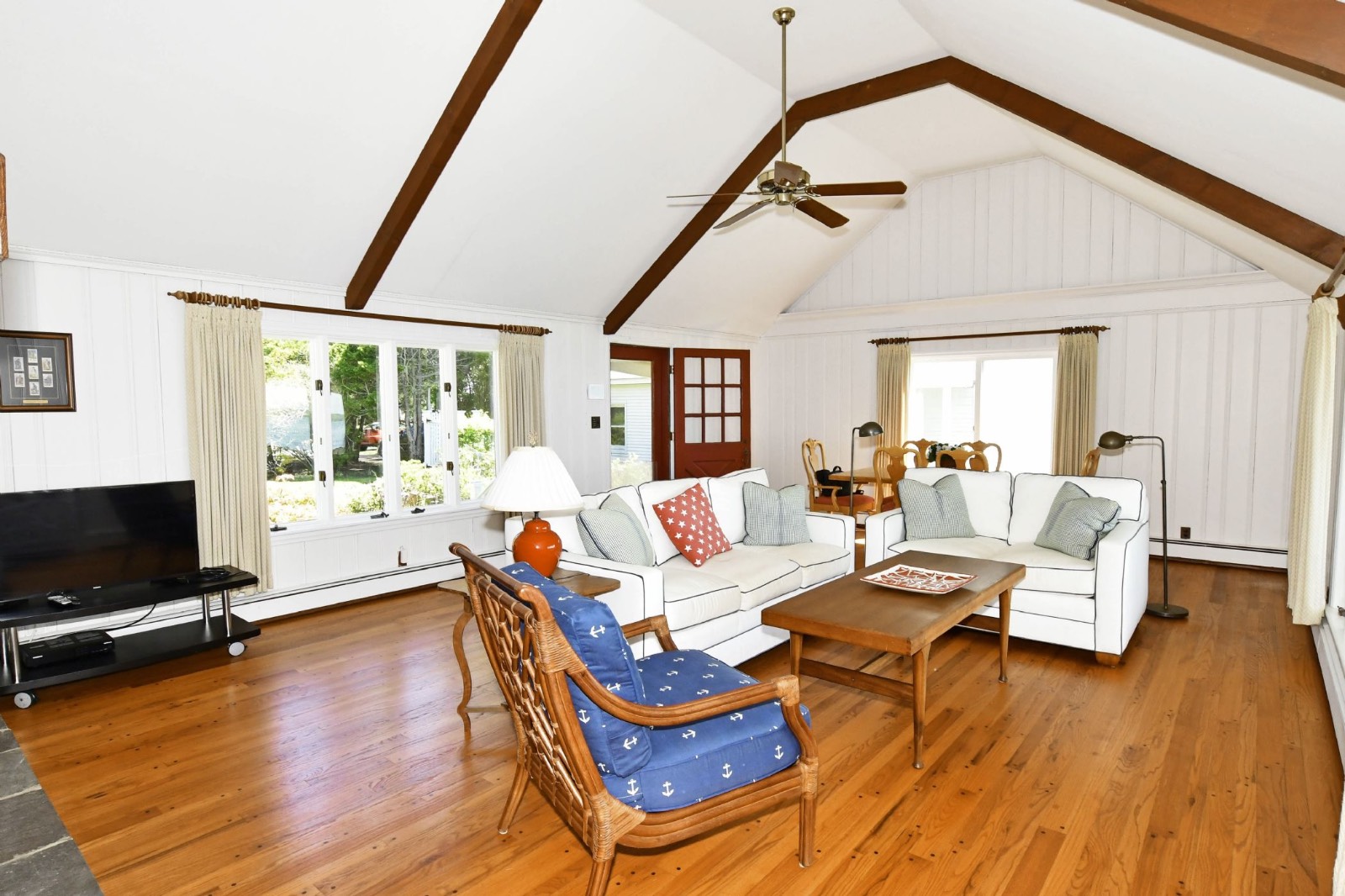 #7 photo, 100 Peconic Avenue, サフォーク郡 Shelter Island , NY 11964