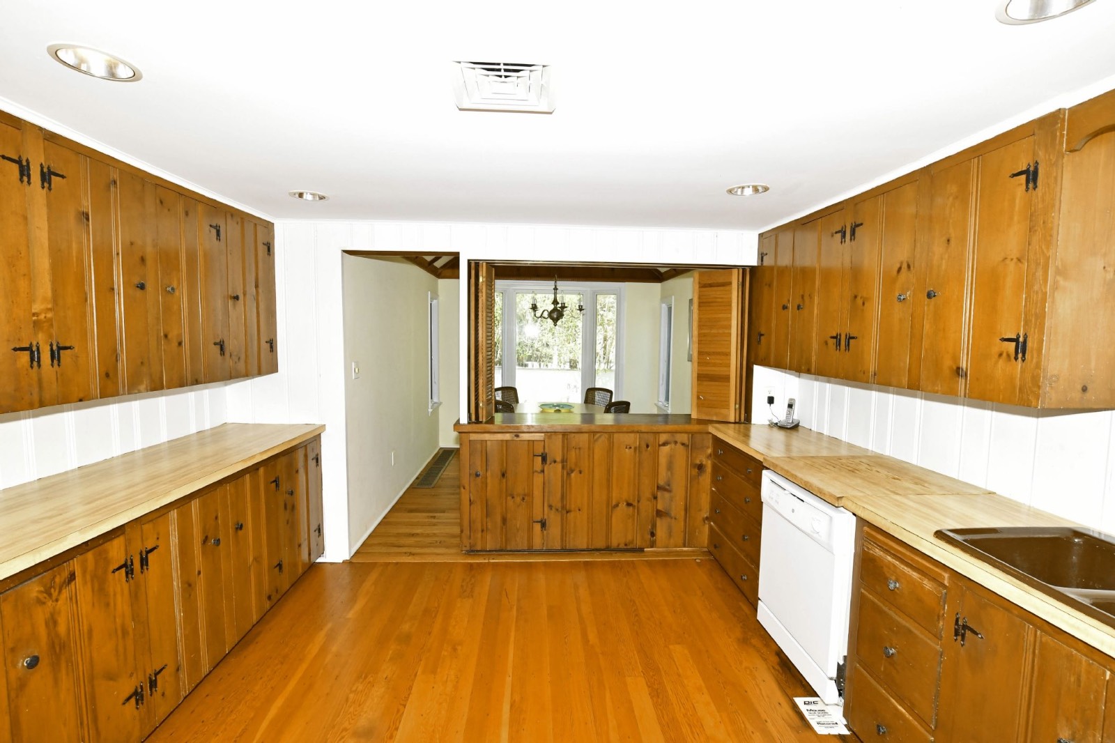 #8 photo, 100 Peconic Avenue, サフォーク郡 Shelter Island , NY 11964