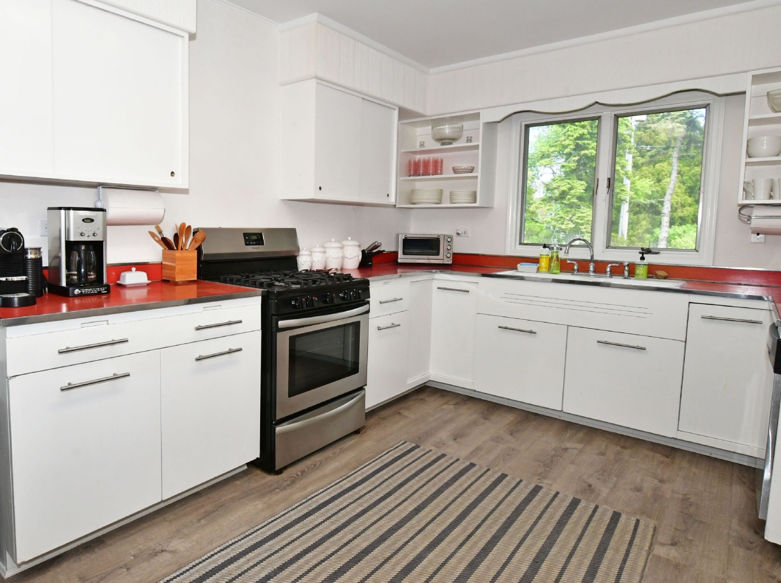 #12 photo, 68  Peconic Avenue, Shelter Island , NY 11964