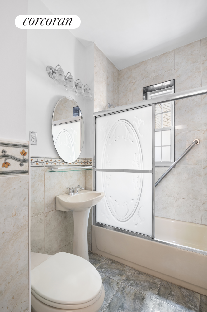 #5 photo, 35-25 77TH Street, クイーンズ区 Jackson Heights , NY 11372