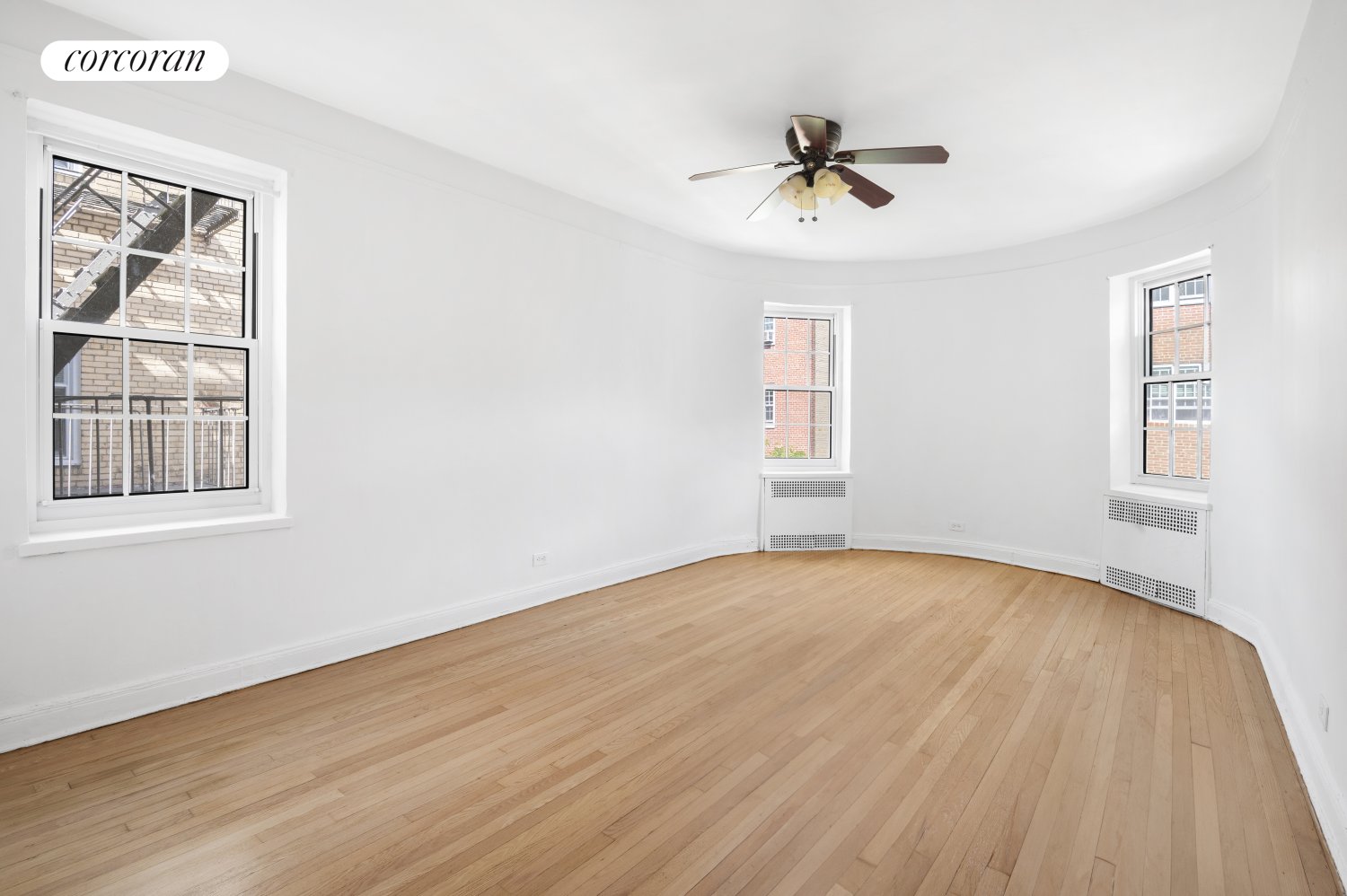 #7 photo, 35-25 77TH Street, クイーンズ区 Jackson Heights , NY 11372