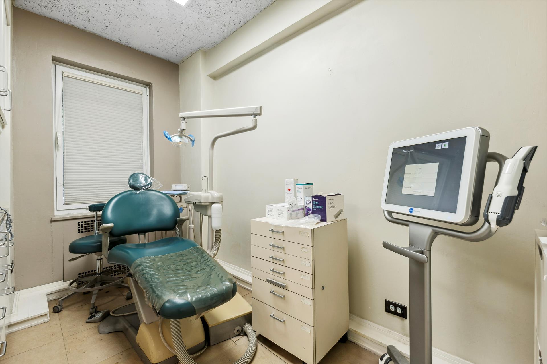 #9 photo, 880 5TH Avenue, マンハッタン Lenox Hill , NY 10021