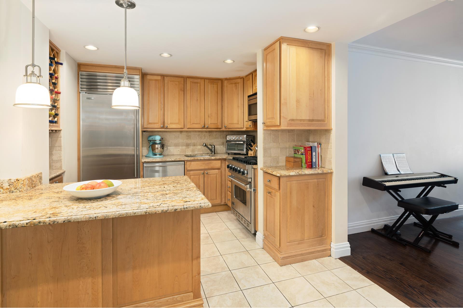 #5 photo, 420 E 72ND Street, マンハッタン Lenox Hill , NY 10021