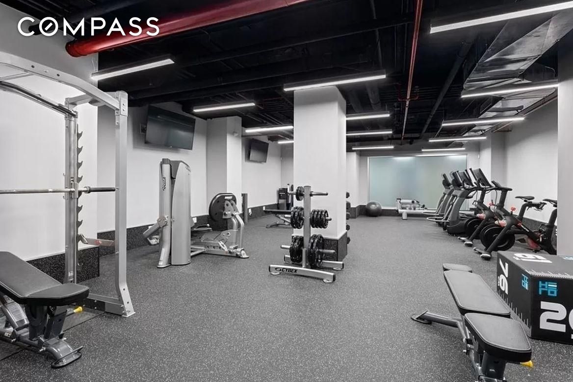 #13 photo, 250 E 49th Street, マンハッタン Midtown East , NY 10017