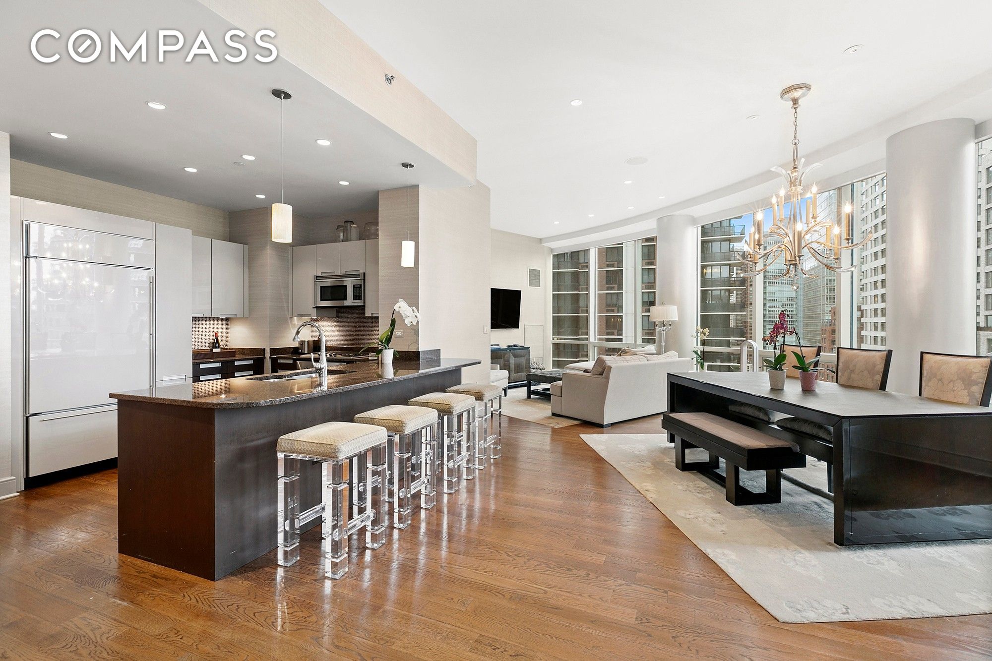 #3 photo, 250 E 49th Street, マンハッタン Midtown East , NY 10017