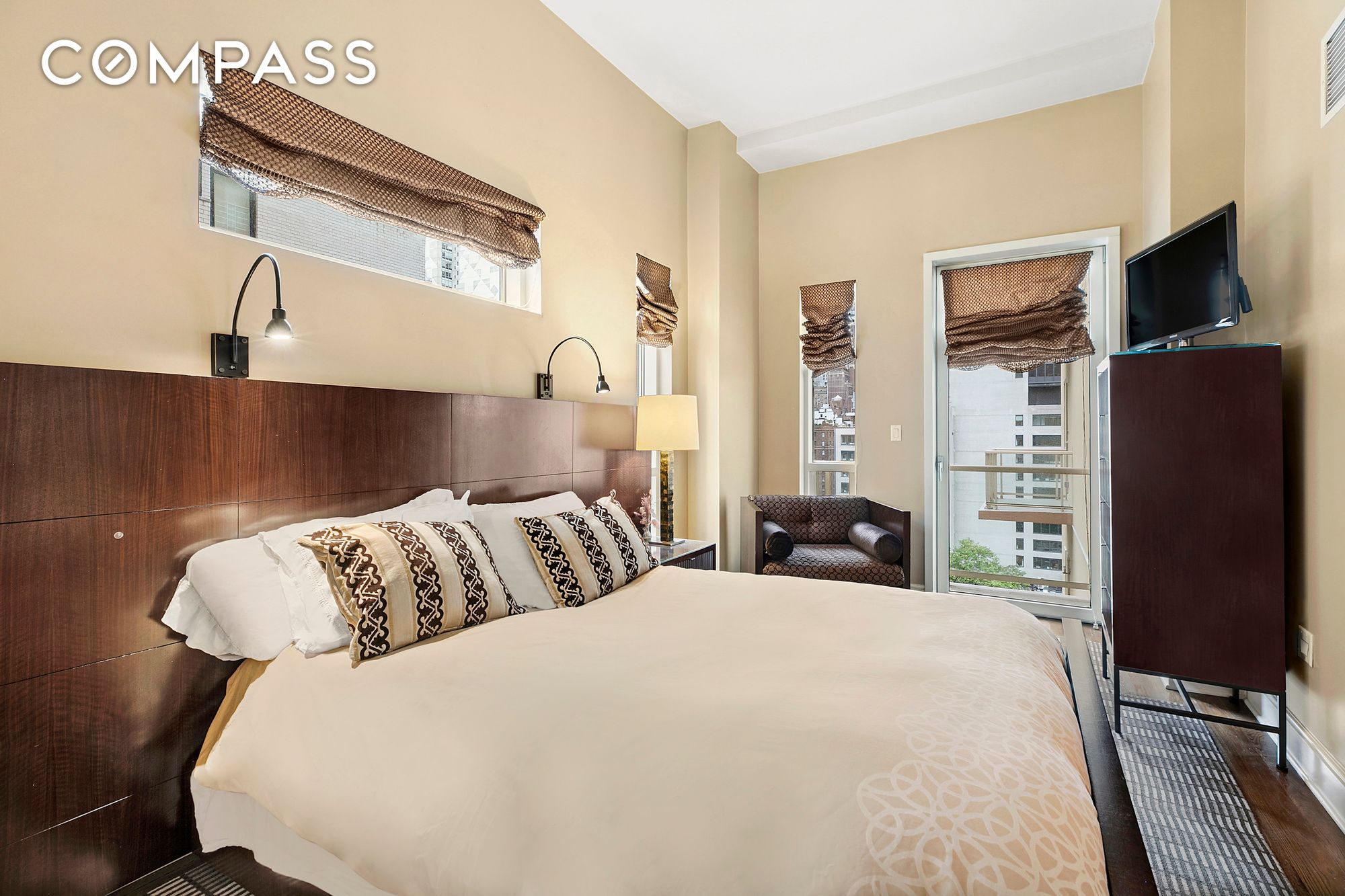 #6 photo, 250 E 49th Street, マンハッタン Midtown East , NY 10017