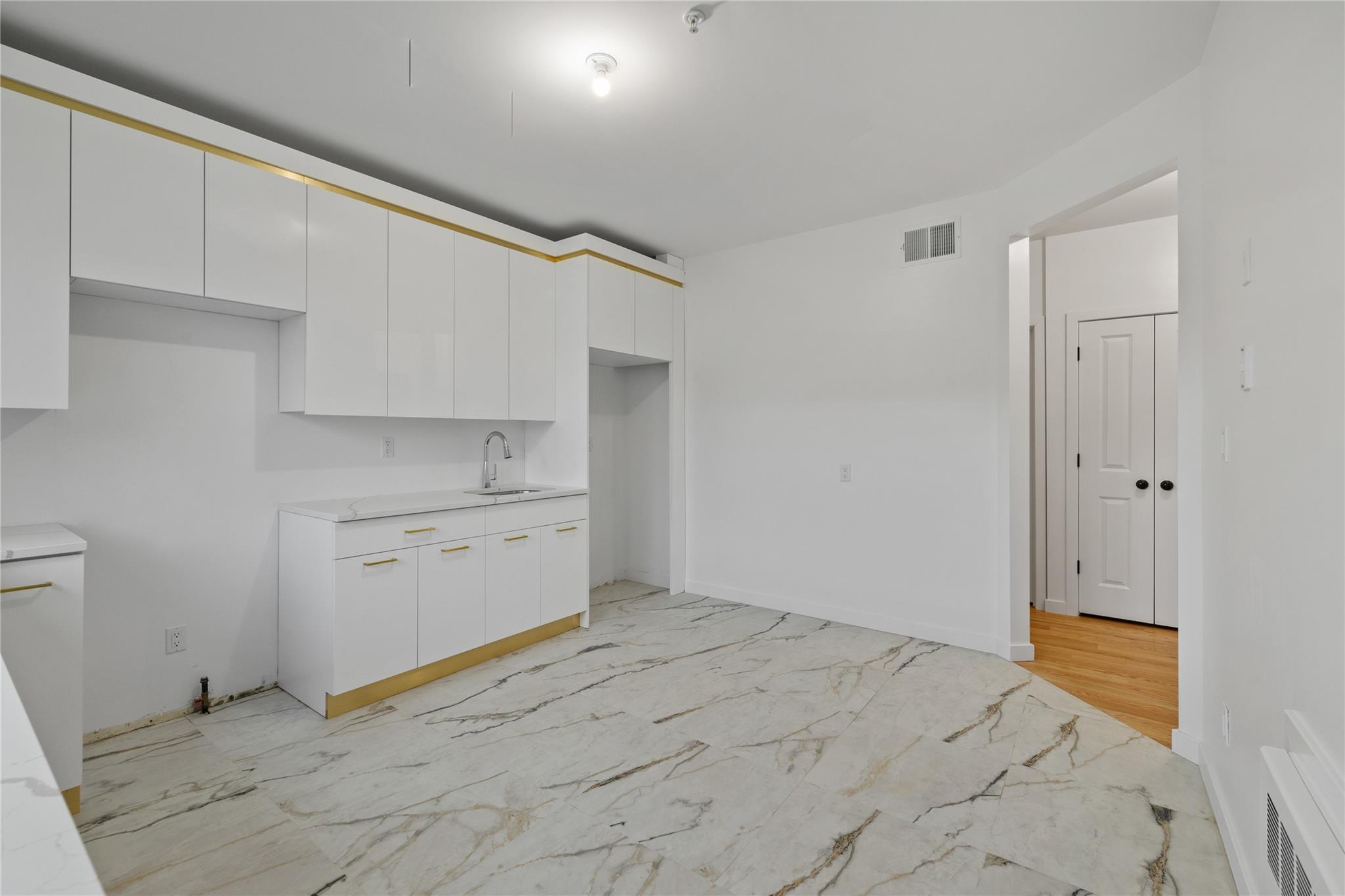 #5 photo, 151 Blauvelt Road, Monsey , NY 10952