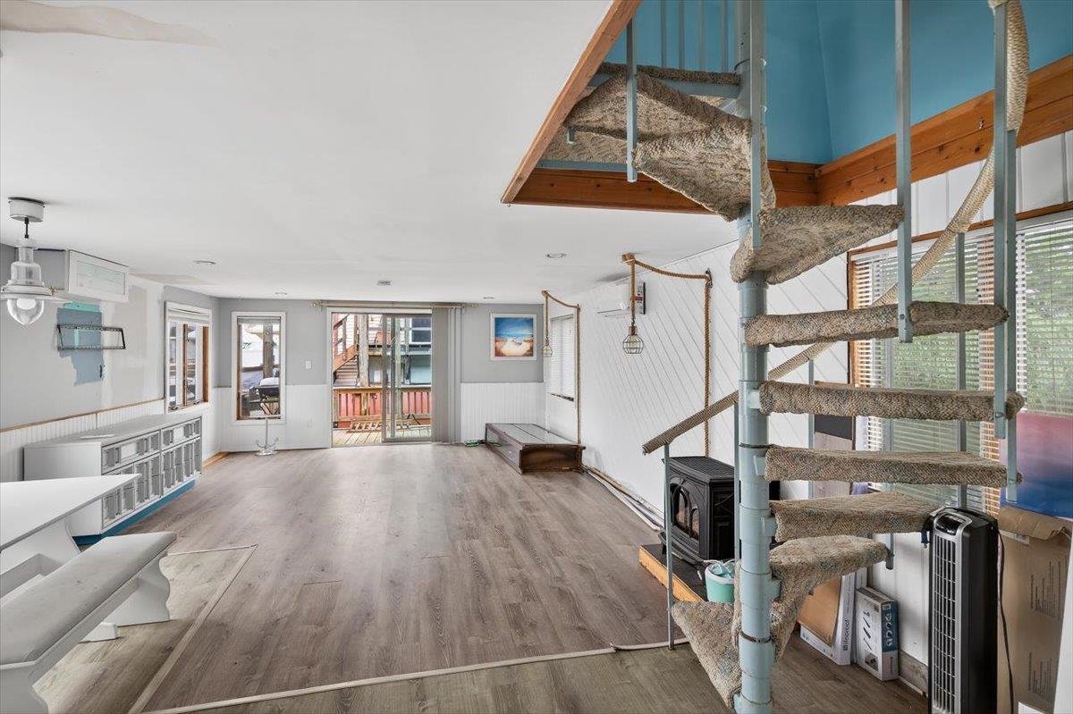 #12 photo, 149 c Riverside Drive, Riverhead , NY 11901