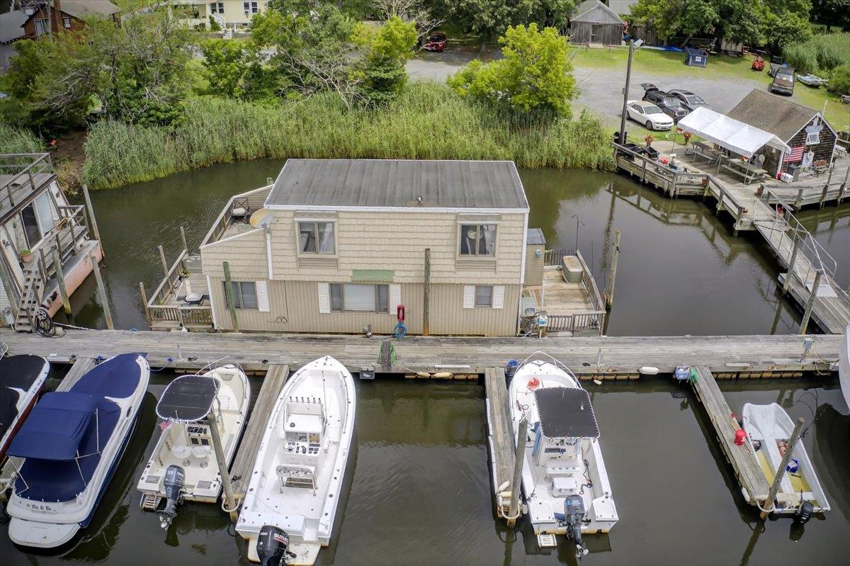 #5 photo, 149 c Riverside Drive, Riverhead , NY 11901