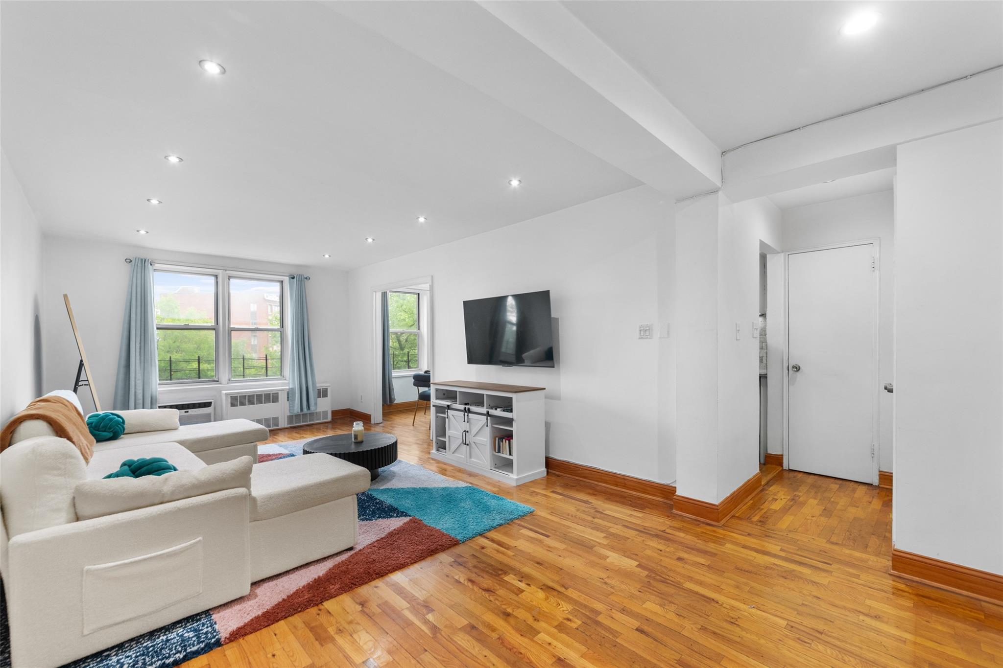 #2 photo, 59-30 108th Street, クイーンズ区 Corona , NY 11368