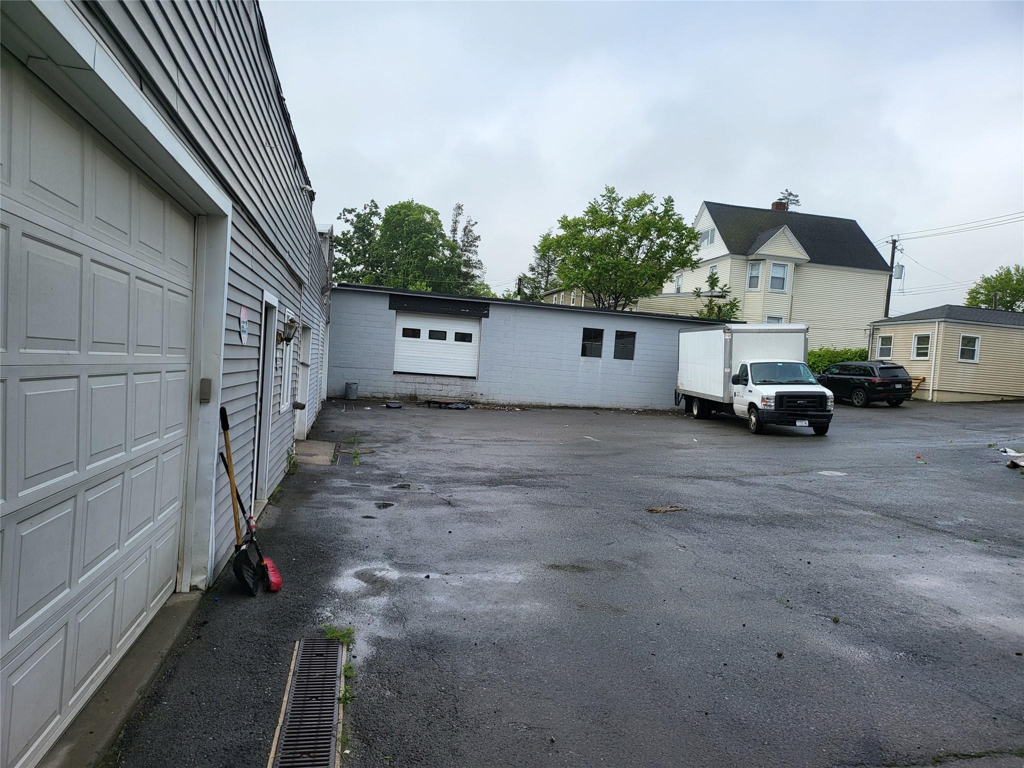 #4 photo, 45 Oakland Avenue, Harrison , NY 10528