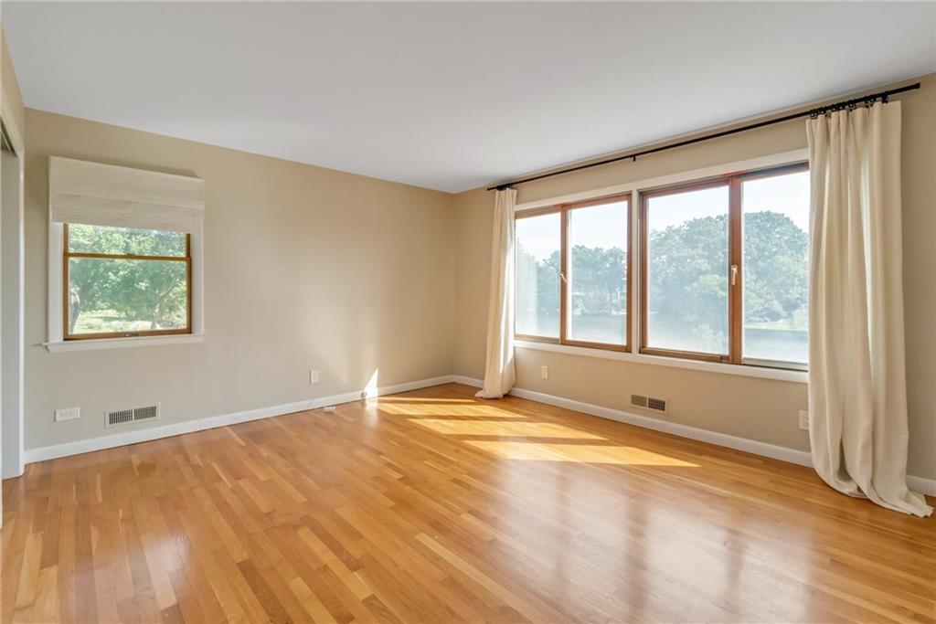 #10 photo, 13 Dock Pathway, New Rochelle , NY 10801