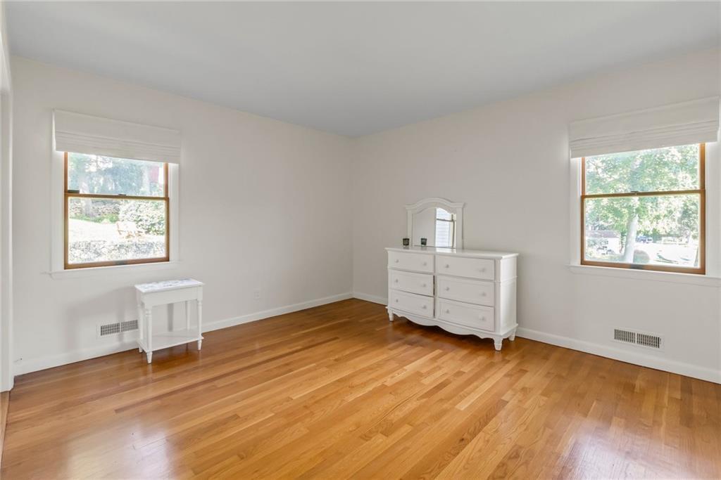 #14 photo, 13 Dock Pathway, New Rochelle , NY 10801