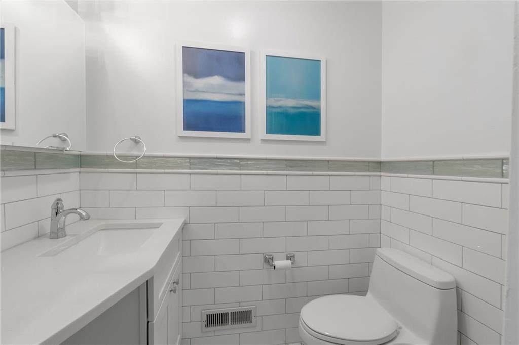 #9 photo, 13 Dock Pathway, New Rochelle , NY 10801