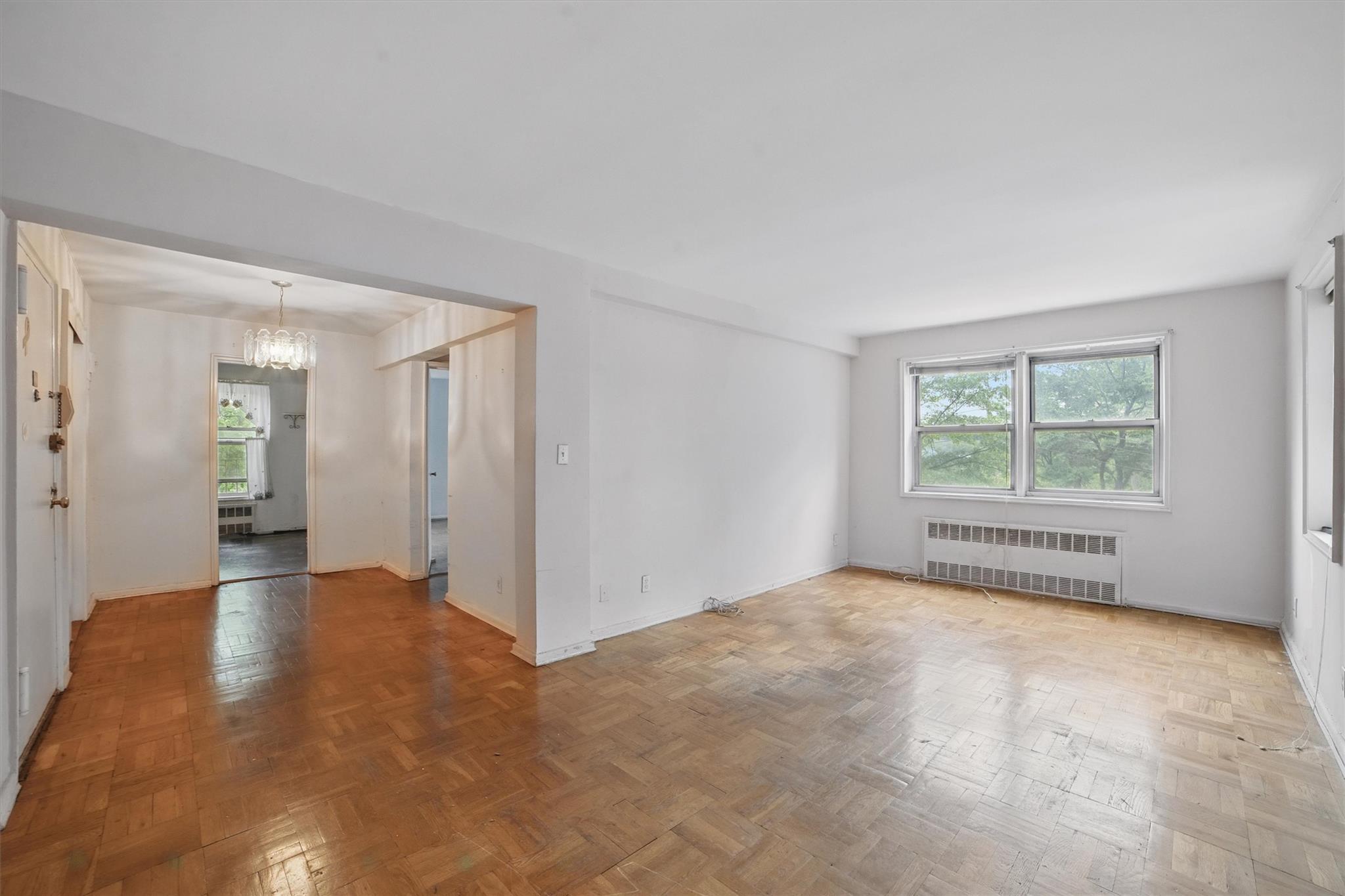 #6 photo, 682 Tuckahoe Road, Yonkers , NY 10710