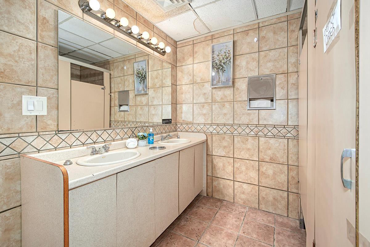 #16 photo, 3243 Ampere Avenue, ブロンクス区 Bronx , NY 10465