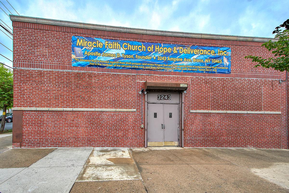 #2 photo, 3243 Ampere Avenue, ブロンクス区 Bronx , NY 10465