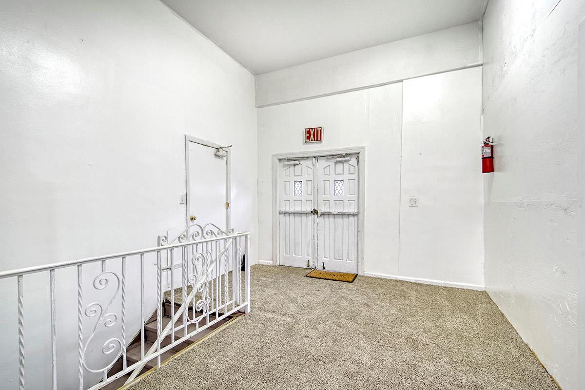 #5 photo, 3243 Ampere Avenue, ブロンクス区 Bronx , NY 10465