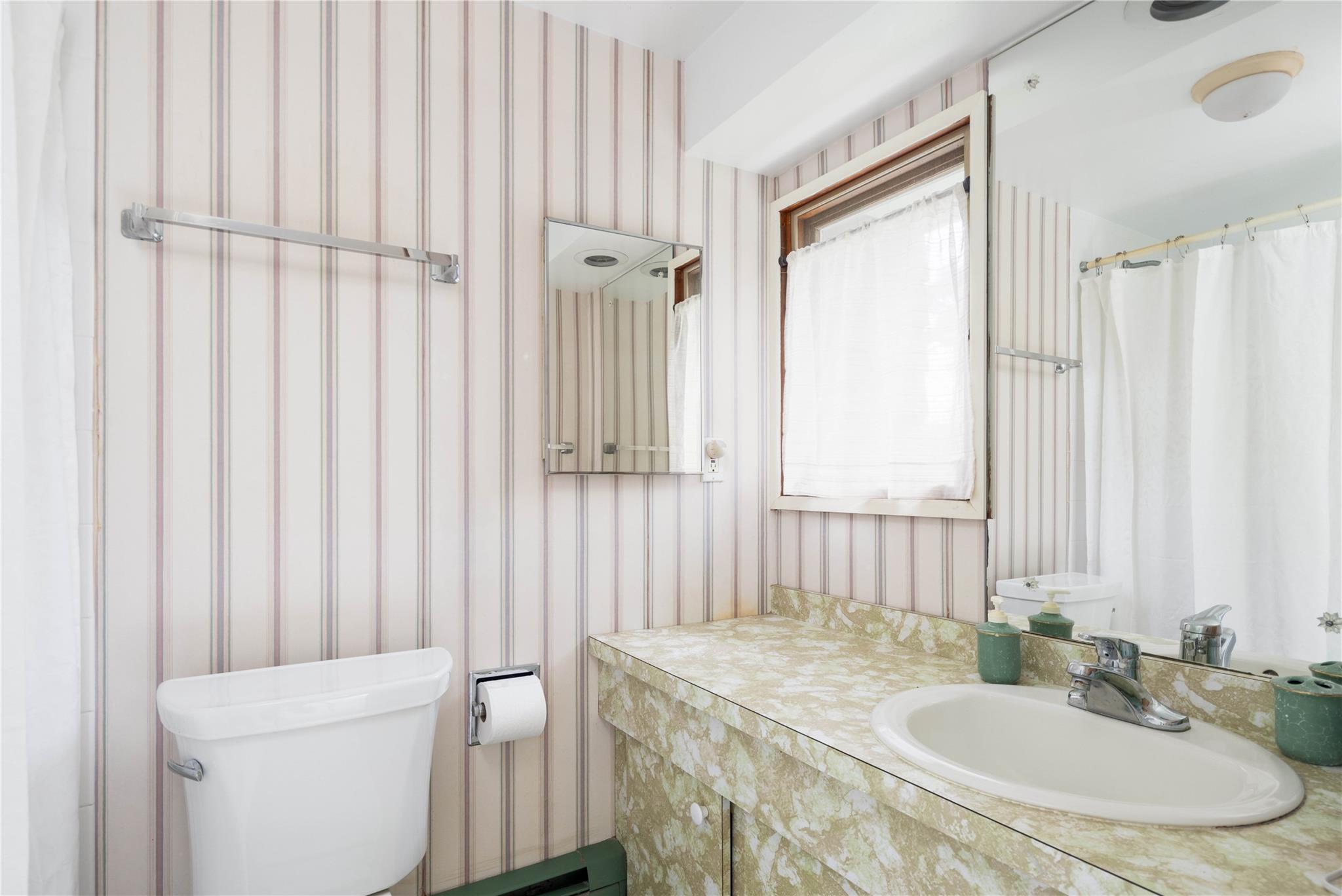 #17 photo, 6 Bay View Drive, サフォーク郡 Hampton Bays , NY 11946