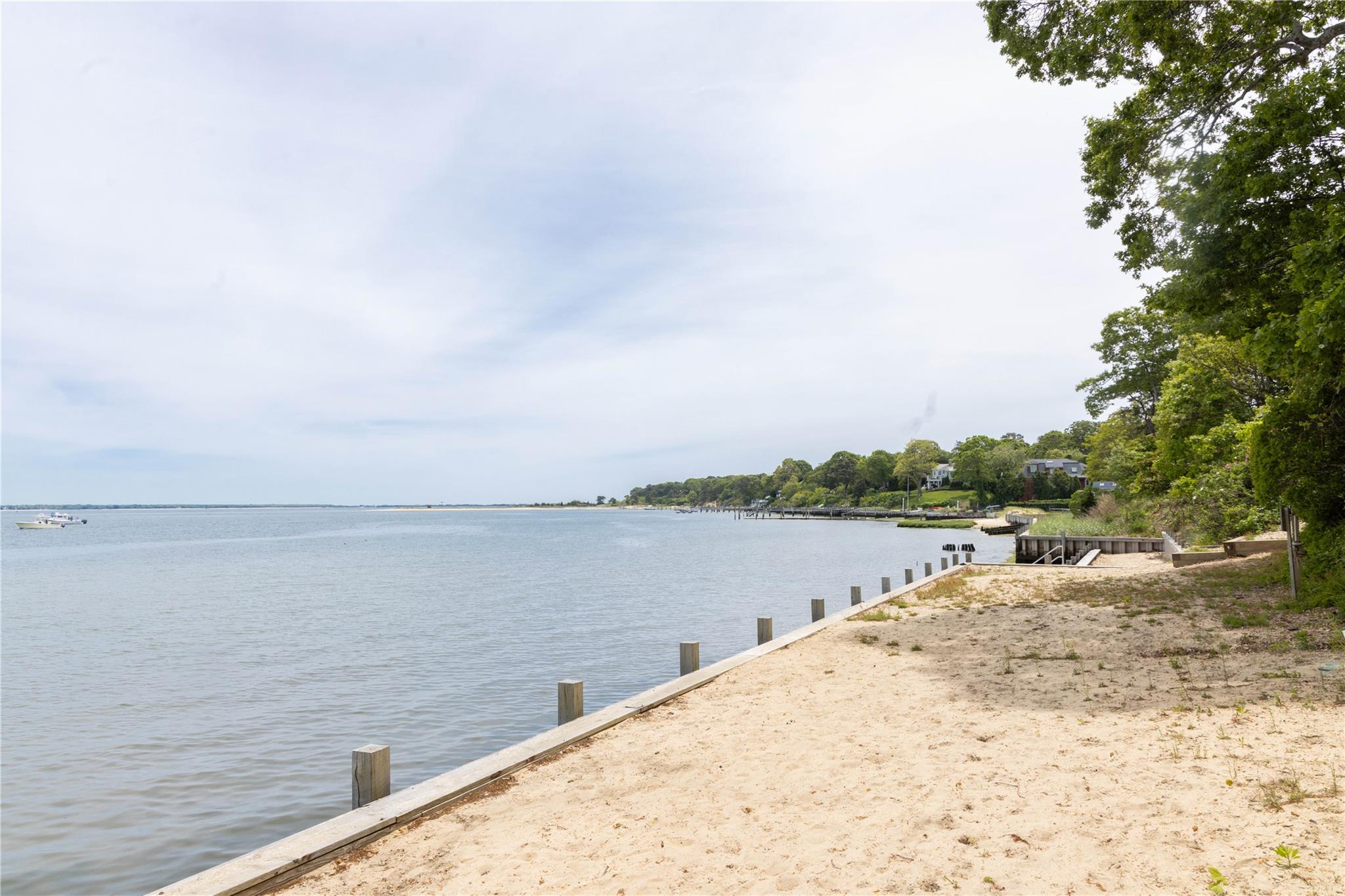 #4 photo, 6 Bay View Drive, サフォーク郡 Hampton Bays , NY 11946