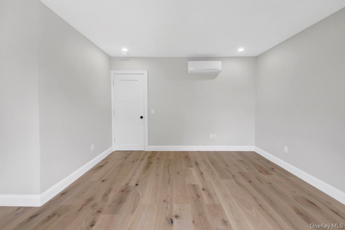 #10 photo, 61 Edgewood Avenue, Yonkers , NY 10704