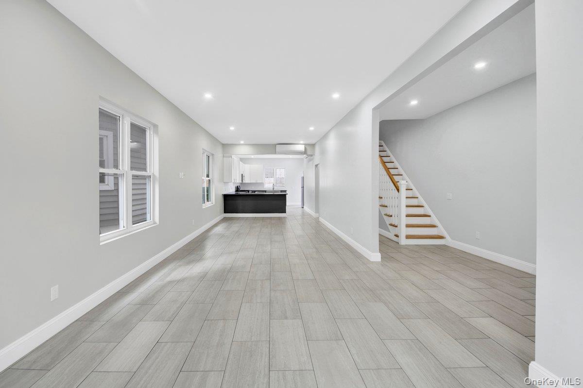 #6 photo, 61 Edgewood Avenue, Yonkers , NY 10704