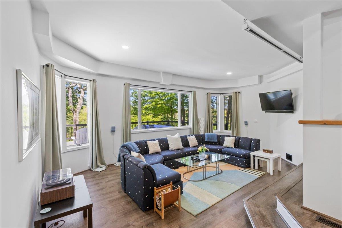 #4 photo, 275 Mountain Avenue, Cairo , NY 12413