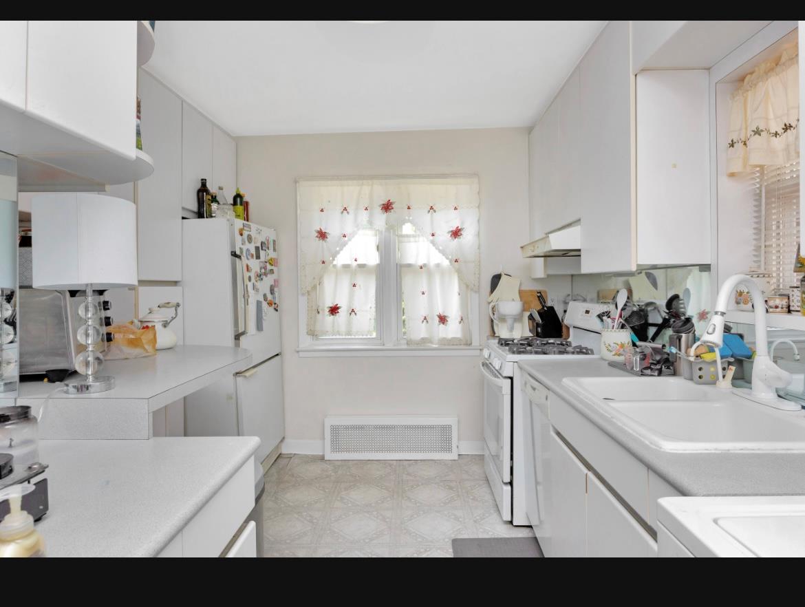 #5 photo, 7510 Juniper Boulevard, কুইন্‌স Middle Village , NY 11379