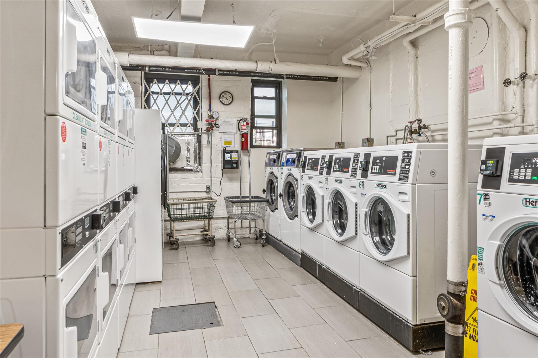 #15 photo, 140-15 Holly Avenue, クイーンズ区 Flushing , NY 11355