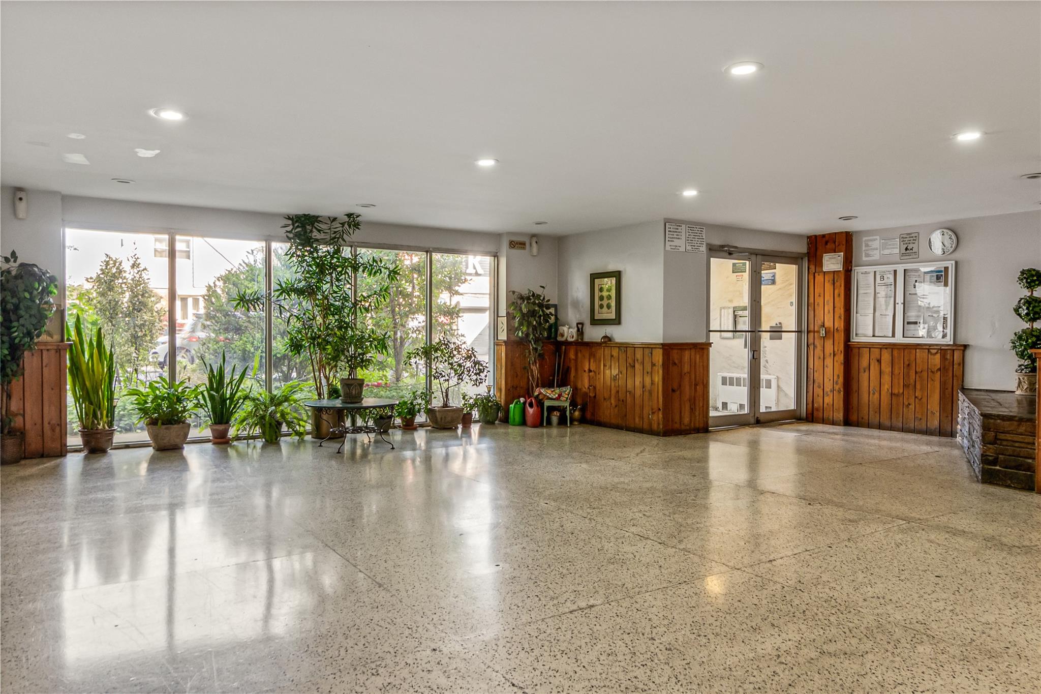 #2 photo, 140-15 Holly Avenue, クイーンズ区 Flushing , NY 11355