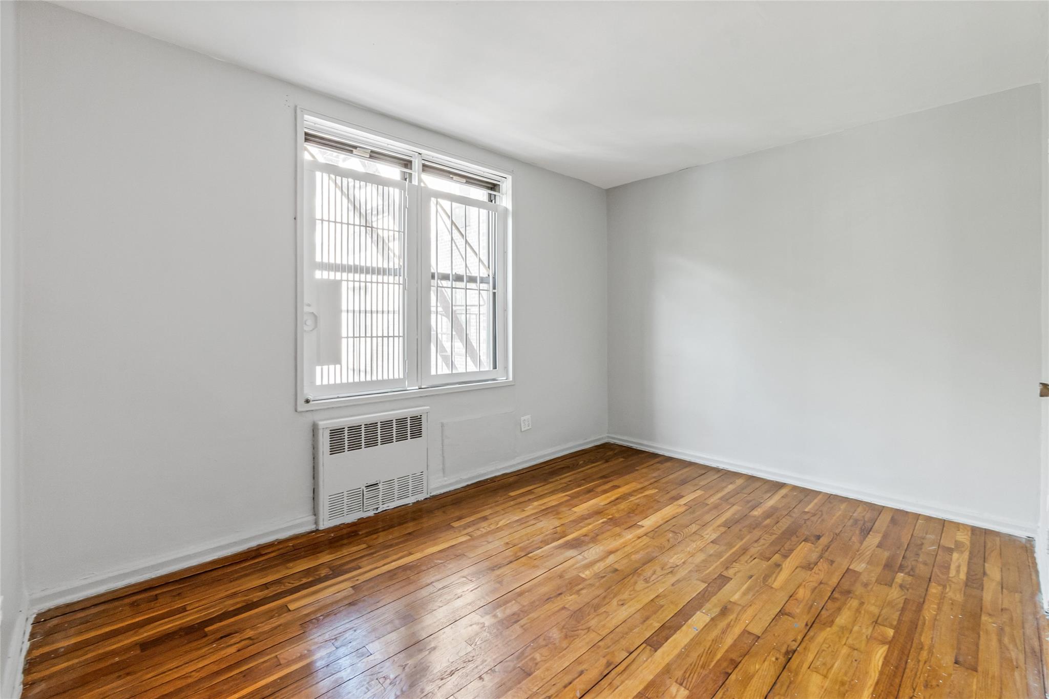 #8 photo, 140-15 Holly Avenue, クイーンズ区 Flushing , NY 11355