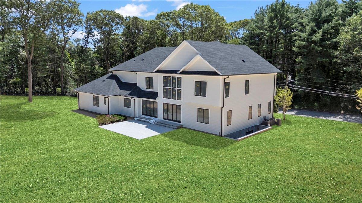 #4 photo, 11 Ingold Drive, Dix Hills , NY 11746