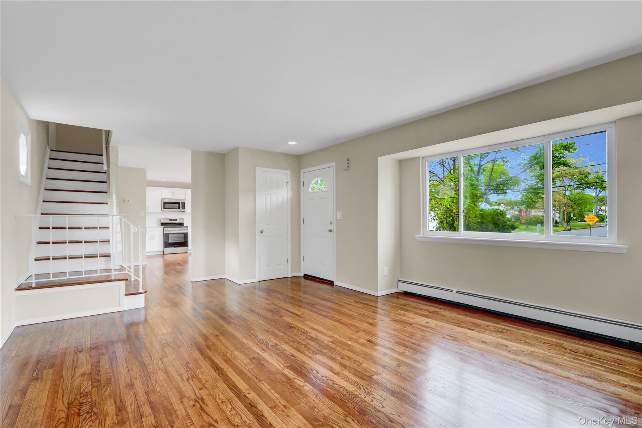 #3 photo, 16 Allegheny Drive, サフォーク郡 Farmingville , NY 11738