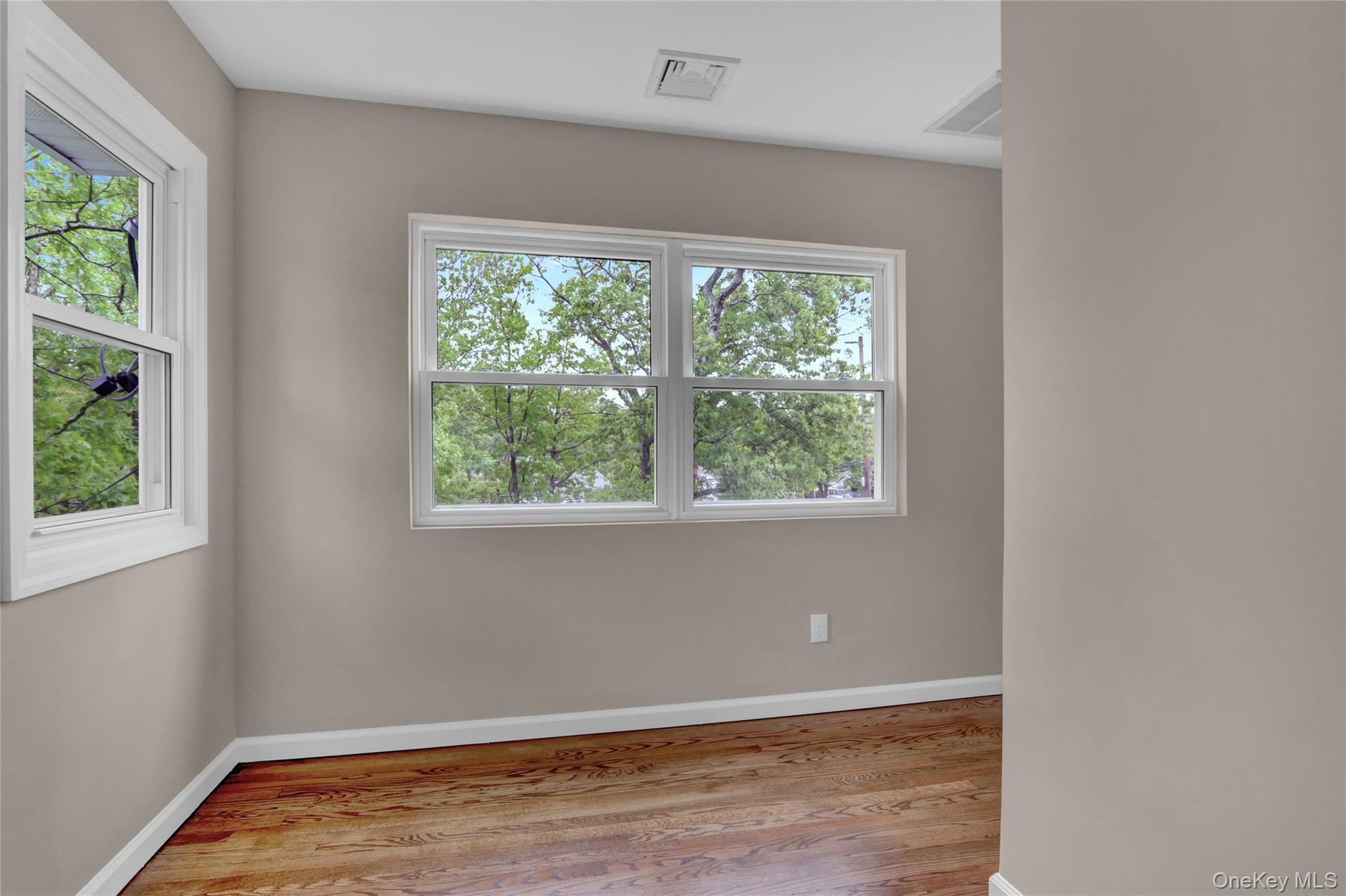 #19 photo, 31 Teller Avenue, Coram , NY 11727