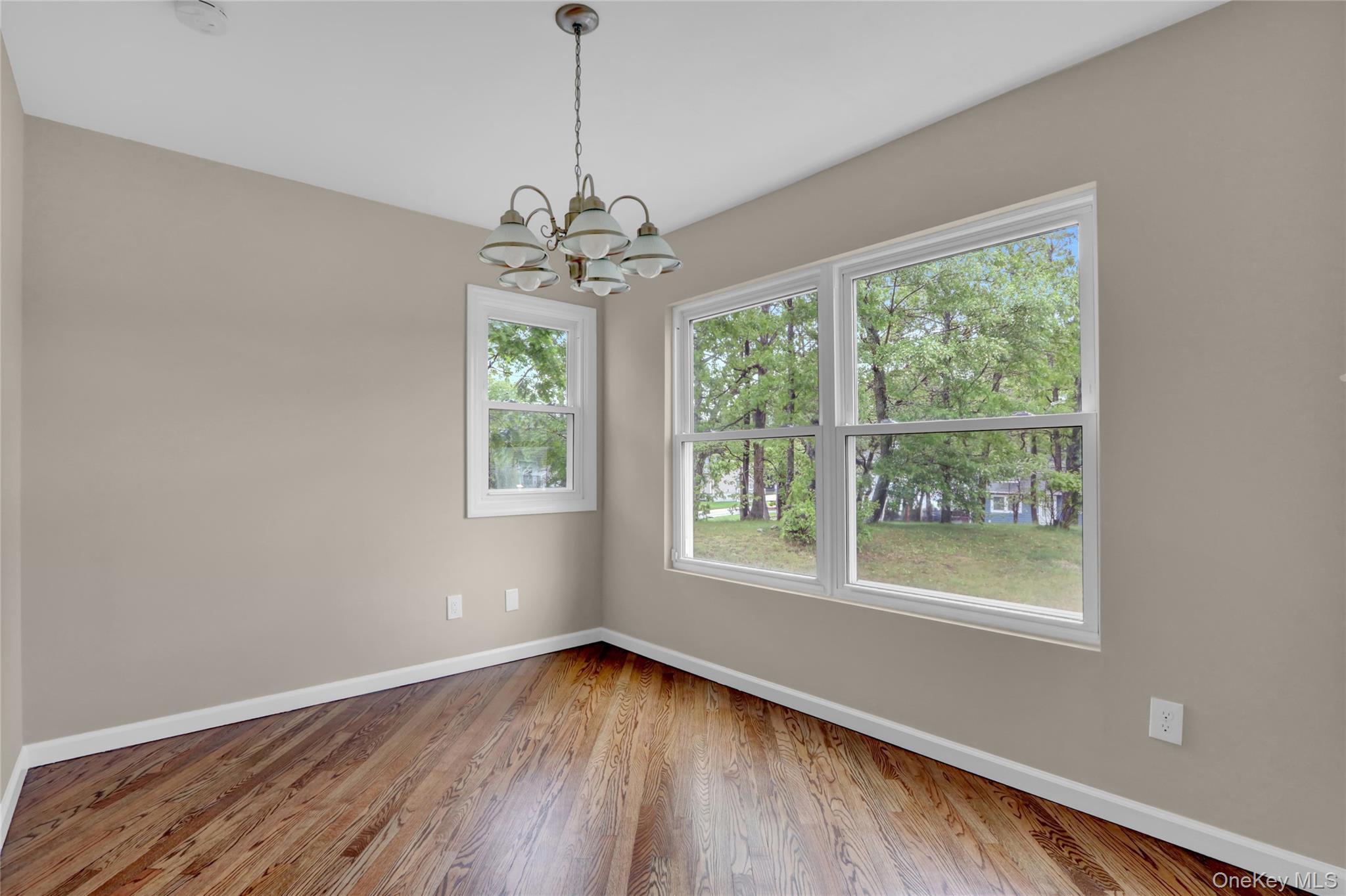 #5 photo, 31 Teller Avenue, Coram , NY 11727