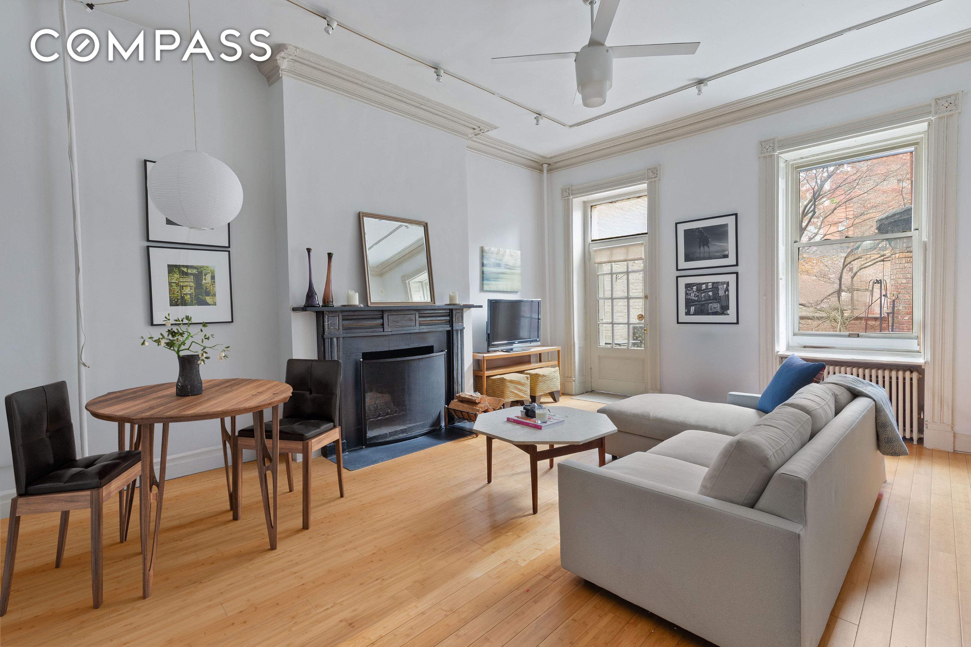 #9 photo, 198 6th Avenue, マンハッタン SoHo , NY 10013