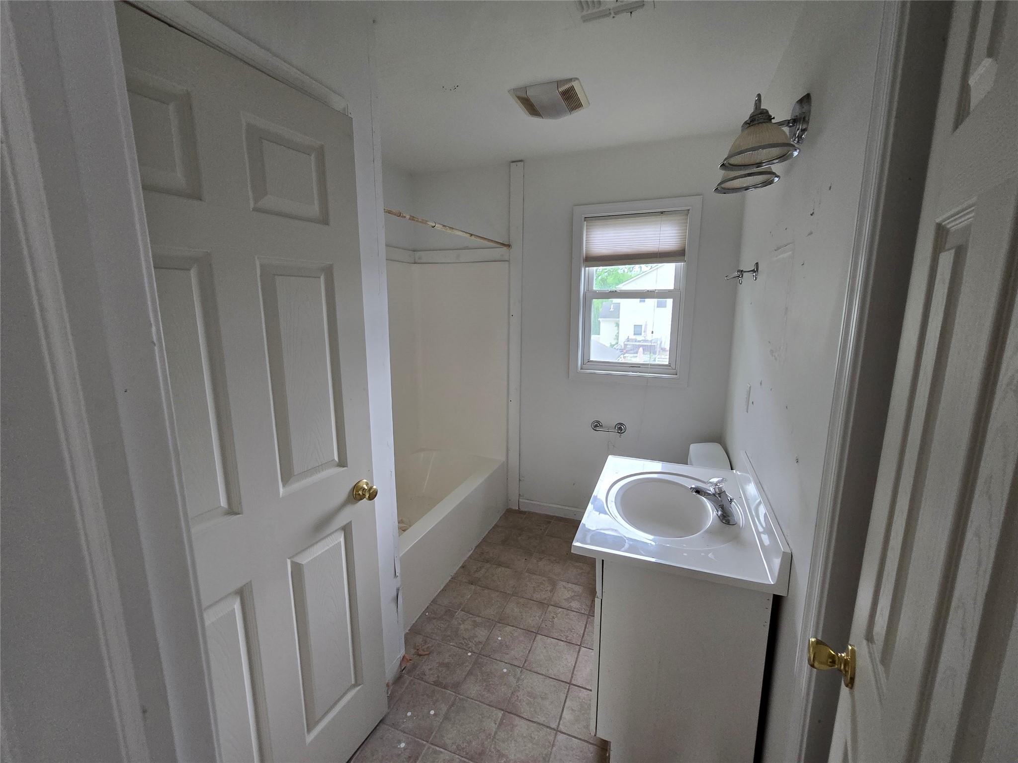 #11 photo, 27 Thompson Street, Port Jervis , NY 12771