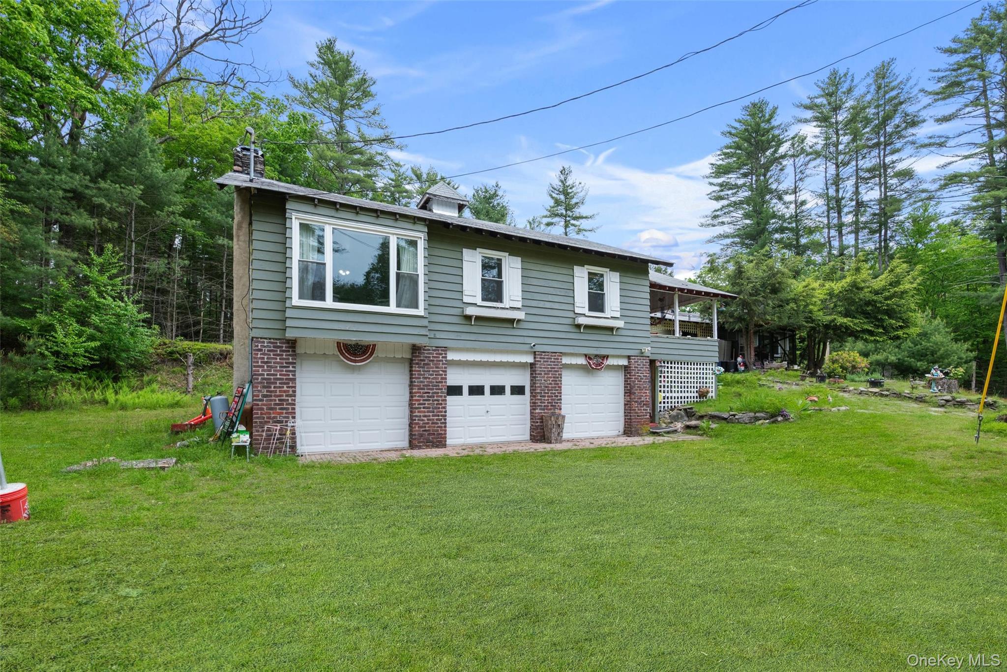 #4 photo, 11 Waldweg Drive, Sparrowbush , NY 12780